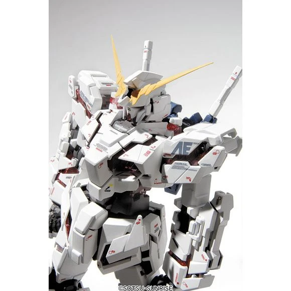 Bandai Hobby RX-0 Unicorn Gundam Ver. Ka MG 1/100 Scale Model Kit 3 Bandai Hobby RX-0 Unicorn Gundam Ver. Ka MG 1/100 Scale Model Kit - Image 3